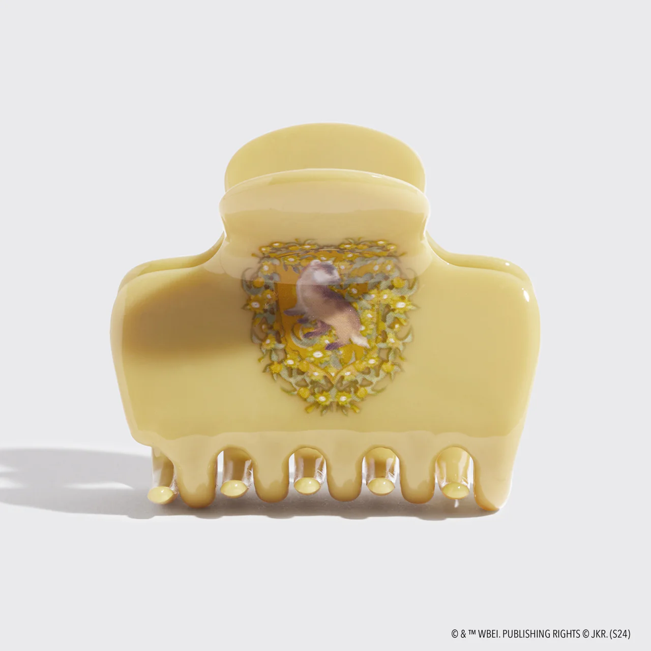 Kitsch x Harry Potter Cloud Claw Clip in Hufflepuff - Image 3