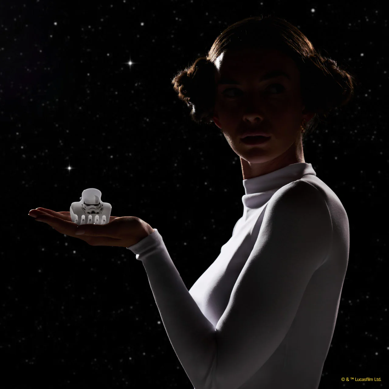 Star Wars™ & Kitsch Glitter Cloud Clip in Stormtrooper - Image 4