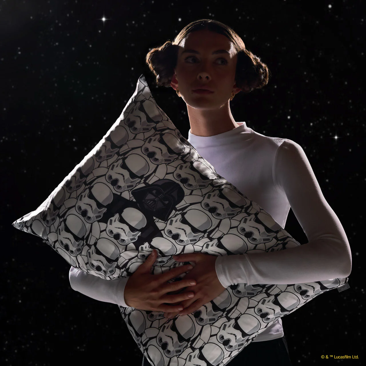 Star Wars™ & Kitsch Satin Pillowcase in Darth Vader & Stormtroopers - Image 3