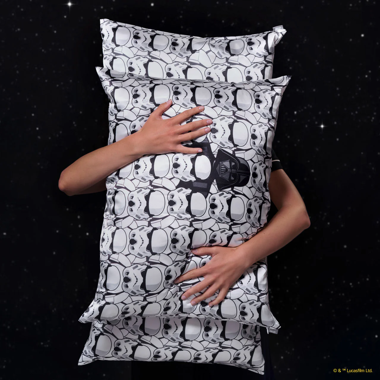Star Wars™ & Kitsch Satin Pillowcase in Darth Vader & Stormtroopers - King - Image 4
